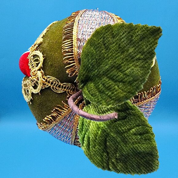 Vintage 1960s Spun Cotton Chenille Elf in Flocked Green Apple Ornament Japan - Picture 7 of 10